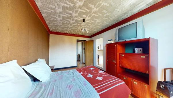 Vente                                                      Maison
                        
                     6 pièces                      93 m2                     à Dugny