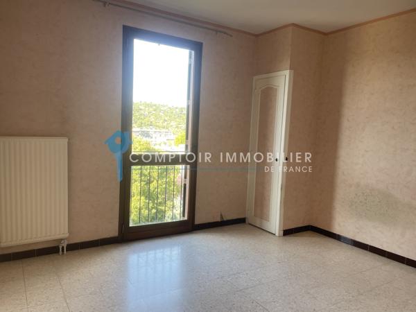 Appartement
                                                                                                                                                                                                                                                                                                                        3 pièce(s)                                                                                                                                                                                                          2 chambre(s)                                                                                                                                                                                                          65  m²