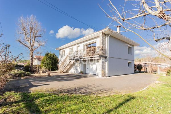 Maison rénovée 5 chambres à Parentis-en-Born