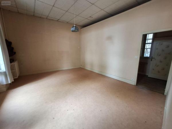 Immeuble de rapport à vendre à Sarlat-la-Canéda en Dordogne (24200), ref : 18113/120