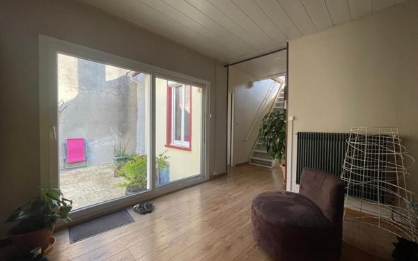 Maison à vendre    5 pièces • 96 m2 Villejuif