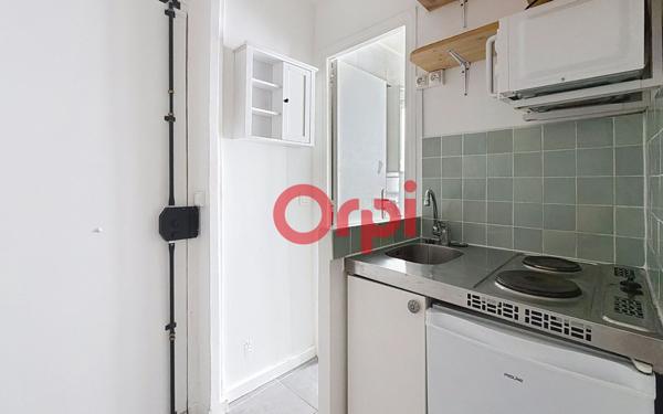 Appartement à vendre    2 pièces • 17,15 m2 Paris 11