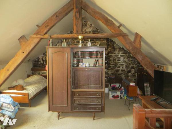 EN EXCLUSIVITE, UNE MAISON EN PIERRE à NOUES DE SIENNE