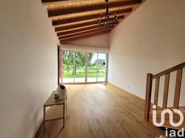 Maison à vendre 6 pièces 203 m² Saint-Just-en-Chevalet