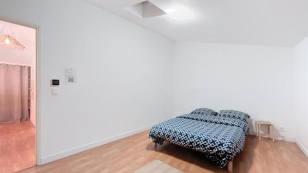 LISTRAC-MÉDOC (33480)– MAISON DE VILLE DE CARACTÈRE 4 PIÈCES, 3 CHAMBRES, 120 M² (SANS JARDIN)