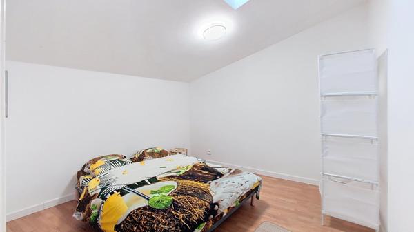 LISTRAC-MÉDOC (33480)– MAISON DE VILLE DE CARACTÈRE 4 PIÈCES, 3 CHAMBRES, 120 M² (SANS JARDIN)