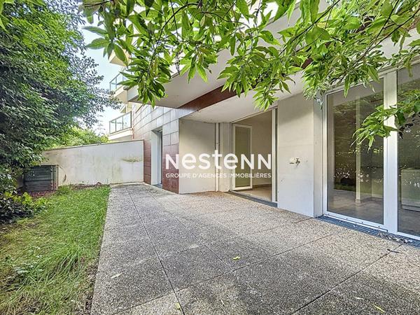 ISSY LES MOULINEAUX - FORT D'ISSY - Vente appartement 2 pièces de 49,30 m² avec terrasse et jardin de 46,90 m²