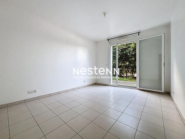 ISSY LES MOULINEAUX - FORT D'ISSY - Vente appartement 2 pièces de 49,30 m² avec terrasse et jardin de 46,90 m²