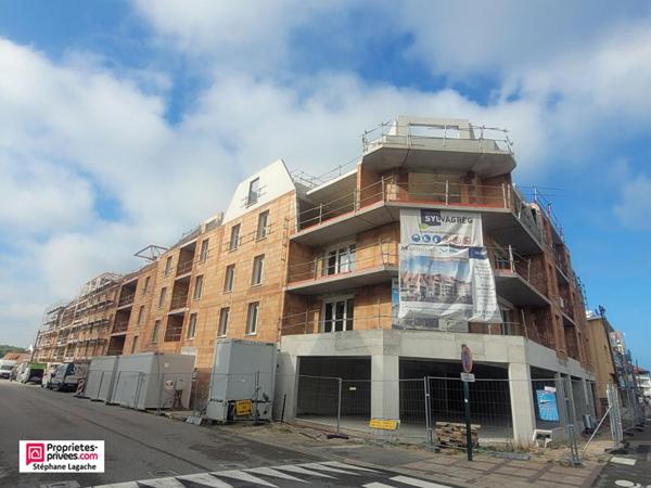 Appartement Stella 3 pièce(s) 66 m2 avec jardin et parking