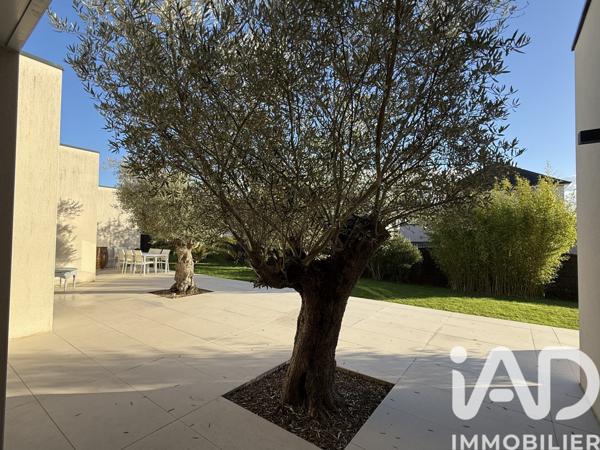 Maison à vendre 7 pièces 150 m² Saint-Cyr-sur-Loire