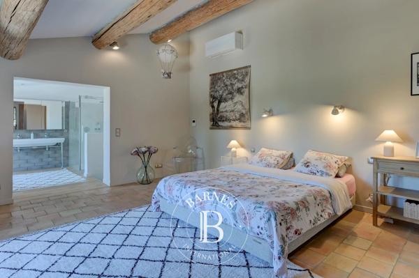 Aix-en-Provence, Maison 7 Chambres -  350 m² à vendre