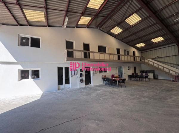 Local d'activité - 885 m² - Caudan zone de Kerpont