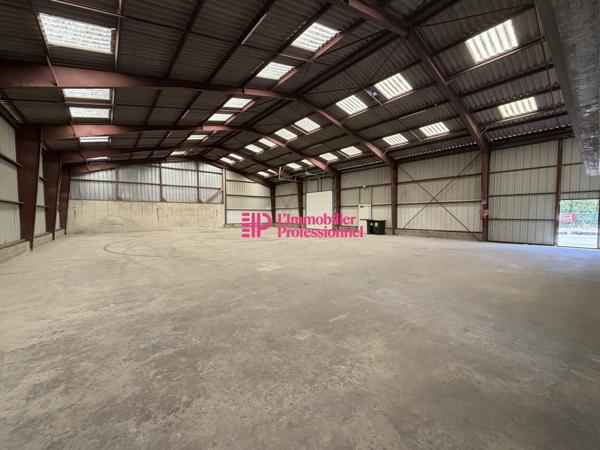 Local d'activité - 885 m² - Caudan zone de Kerpont