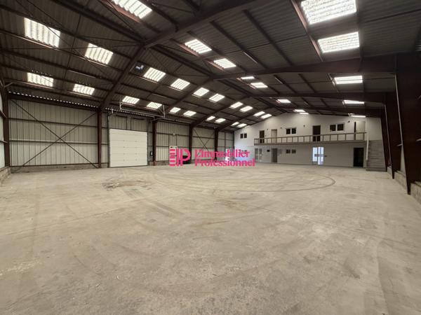 Local d'activité - 885 m² - Caudan zone de Kerpont