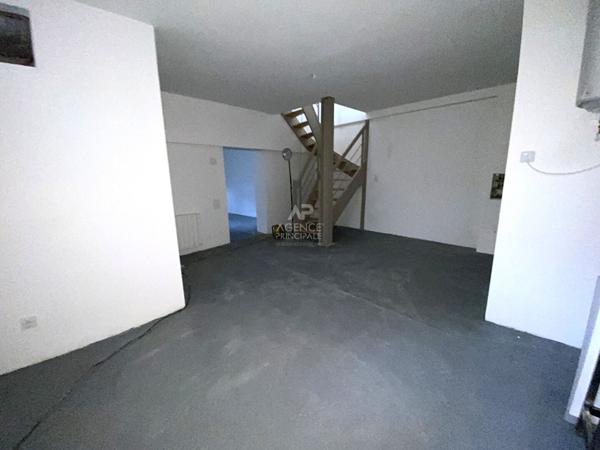 Appartement Nanterre 2 pièce(s) - 39.07 m²-IDEAL PROFESSIONS LIBERALE €310 000 ** - Référence 14855