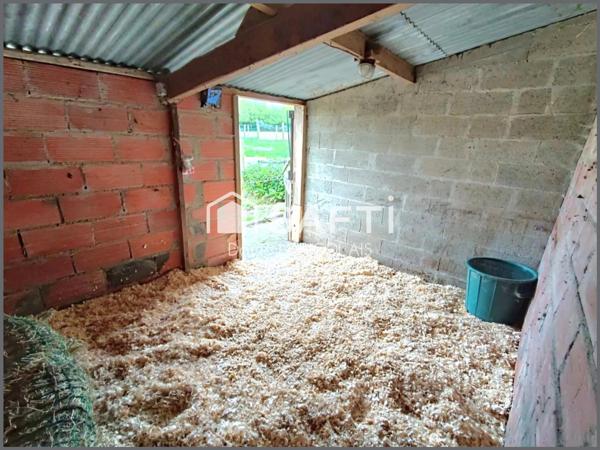 BELLE MAISON DE PLAIN PIED AVEC GRAND TERRAIN