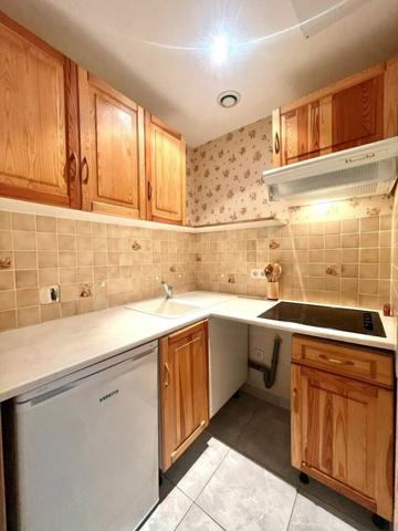 Immeuble à vendre    11 pièces •  Pauillac