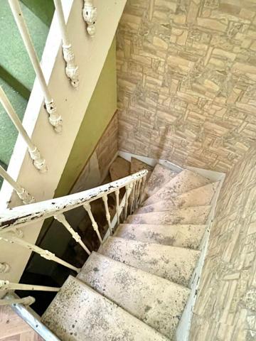 Immeuble à vendre    11 pièces •  Pauillac