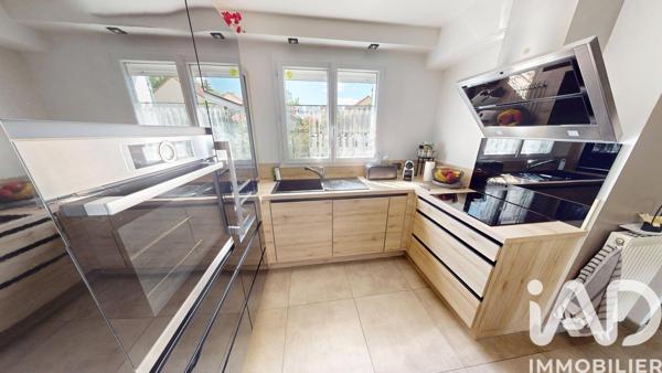 Maison à vendre 4 pièces 82 m² Savigny-le-Temple