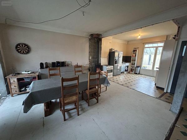 Maison à vendre à Chalonnes-sur-Loire dans le Maine-et-Loire (49290), ref : 12516/1274   
CENTRE VILLE