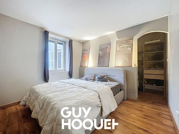 Maison Ancienne avec Cachet 3 Chs + Garage et Cour - 71570 LA CHAPELLE DE GUINCHAY