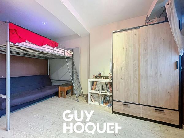 Maison Ancienne avec Cachet 3 Chs + Garage et Cour - 71570 LA CHAPELLE DE GUINCHAY