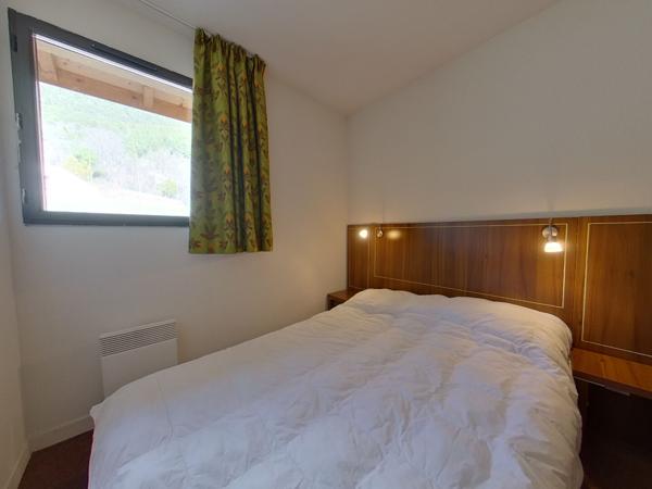 TYPE 3 EN DUPLEX - TERRASSE - PARKING PRIVATIF COUVERT
