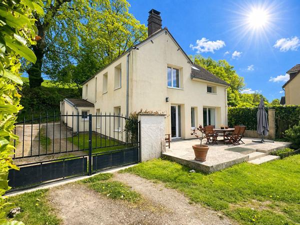 Maison Chaumont En Vexin 5 pièces 110 m2 + terrain de 800 m² environ.