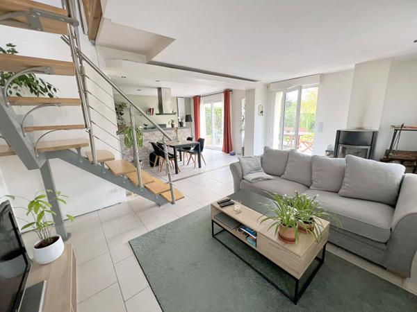 Maison Chaumont En Vexin 5 pièces 110 m2 + terrain de 800 m² environ.