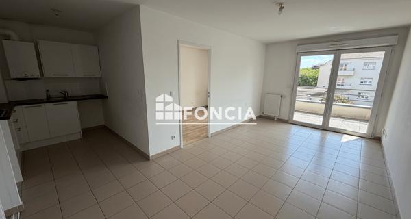 Location Appartement 2 pièces 42.73 m² - Chilly-mazarin 91380