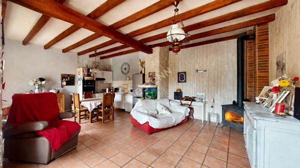 Maison 3 pièces proche LOUHANS et ses 157 arcades à 3 minutes de l'autoroute A39 et 30 minutes de LONS LE SAUNIER