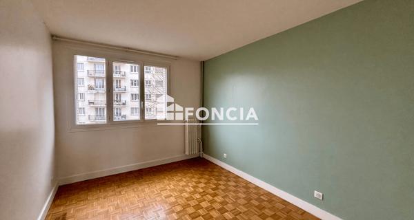 Location Appartement 3 pièces 69.02 m² - Paris 75015