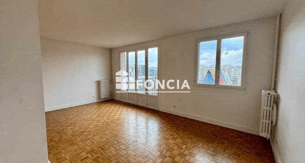 Location Appartement 3 pièces 69.02 m² - Paris 75015