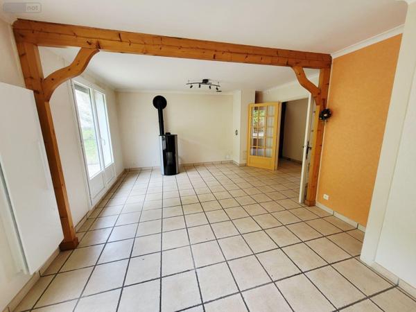 Maison à vendre à Ussel en Corrèze (19200), ref : UM 1291