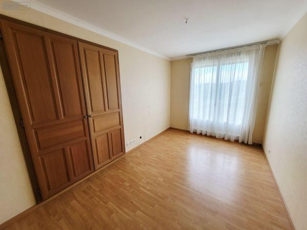 Maison à vendre à Ussel en Corrèze (19200), ref : UM 1291