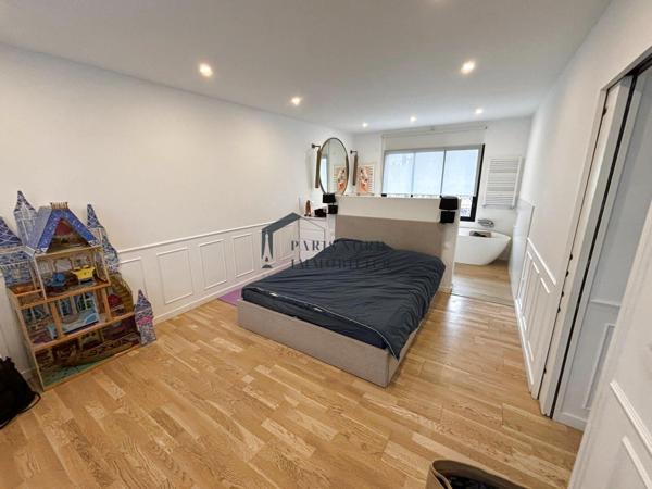 Aulnay-sous-Bois (93600) Belle meulière avec agrandissement récent