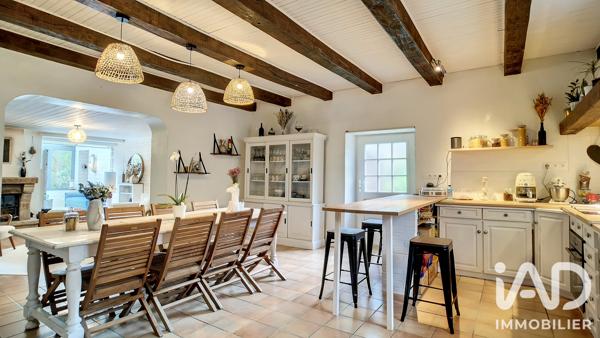 Maison à vendre 5 pièces 151 m² Le Faouët