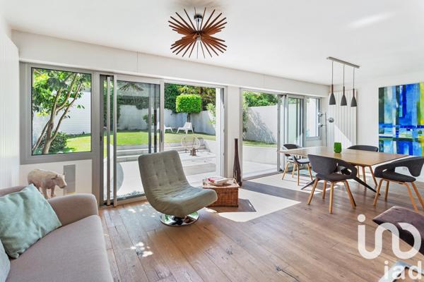 Maison 8 pièces de 160 m² à Nantes (44100)