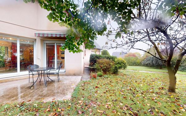 Maison à vendre    5 pièces •  Le Monastère