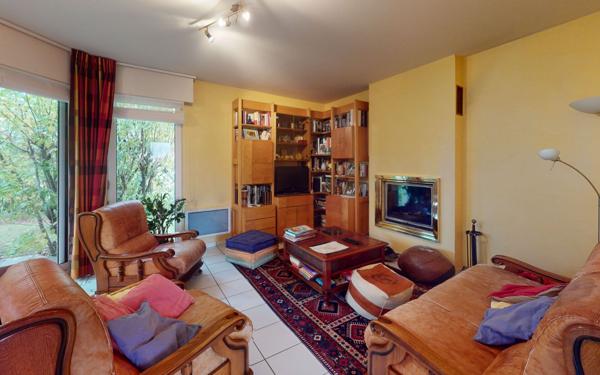 Maison à vendre    5 pièces •  Le Monastère