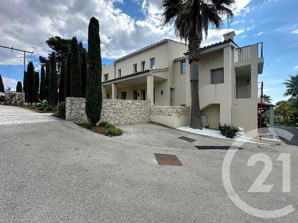 Appartement F4 à vendre  4 pièces - 141 m2 CAGNES SUR MER - 06