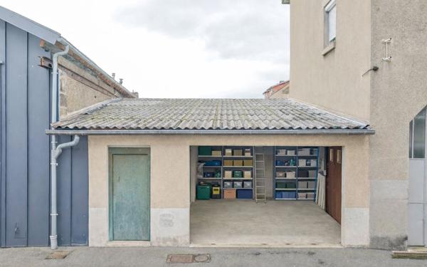 Maison à vendre    1 pièce • 66 m2 Aurillac