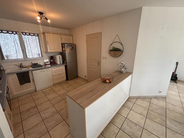 Maison A louer  plain pied 3 chambres jardin clos Pouydesseaux 15min de Mont de Marsan