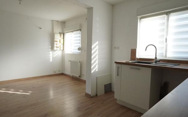 Maison à vendre    3 pièces • 45 m2 Dreuil-lès-Amiens