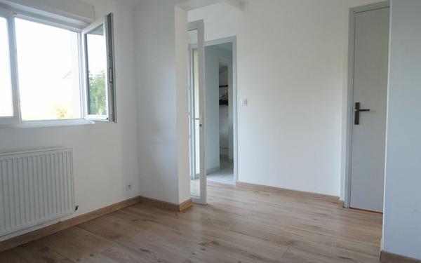 Maison à vendre    3 pièces • 45 m2 Dreuil-lès-Amiens