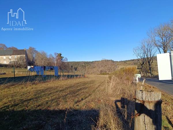 Vente Terrain 3689 m2 à Fau-de-Peyre