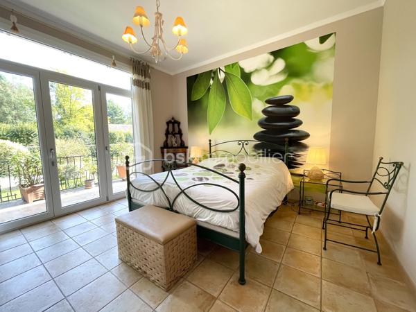 Maison traditionnelle de 263,04 m²