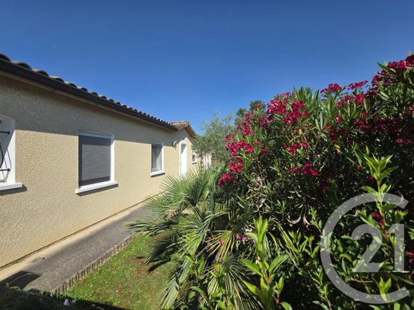 Maison à vendre  6 pièces - 163 m 2   BRESSOLS  - 82
