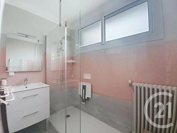 Maison à vendre  6 pièces - 163 m 2   BRESSOLS  - 82