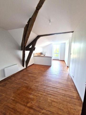 Immeuble de rapport centre ville historique Saint Jean d'Angely